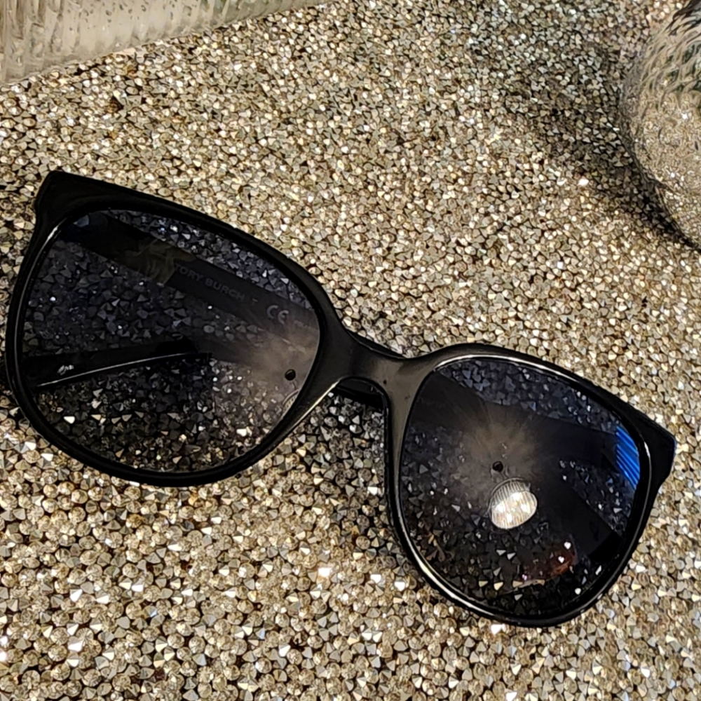 Tory Burch sunnies